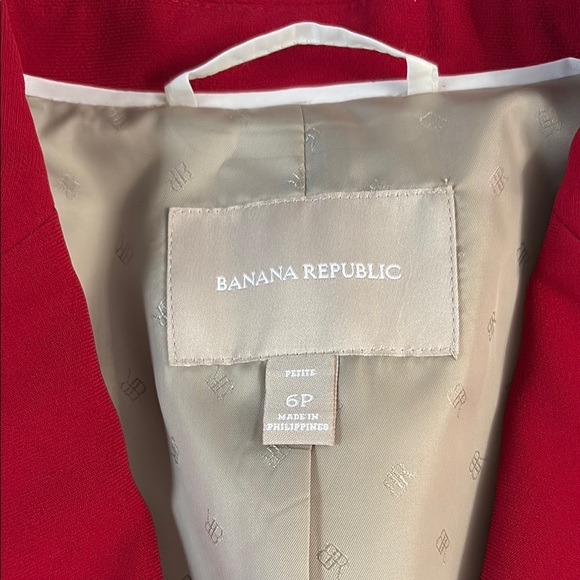 Banana Republic Red Blazer Tailored Suit Jacket Size 6P - Picture 3 of 4